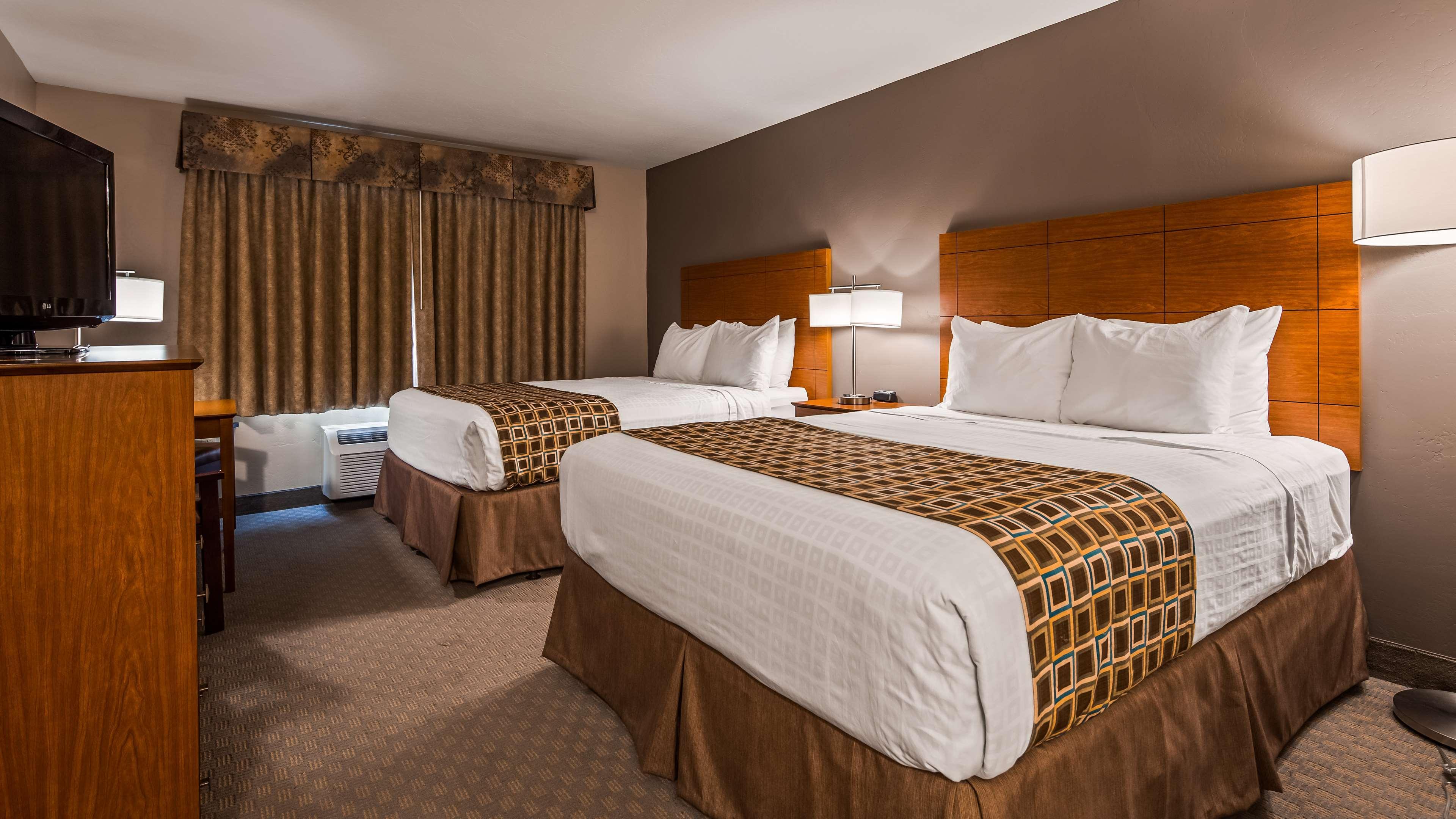 Best Western Inn At The Rogue Rogue River Exterior photo