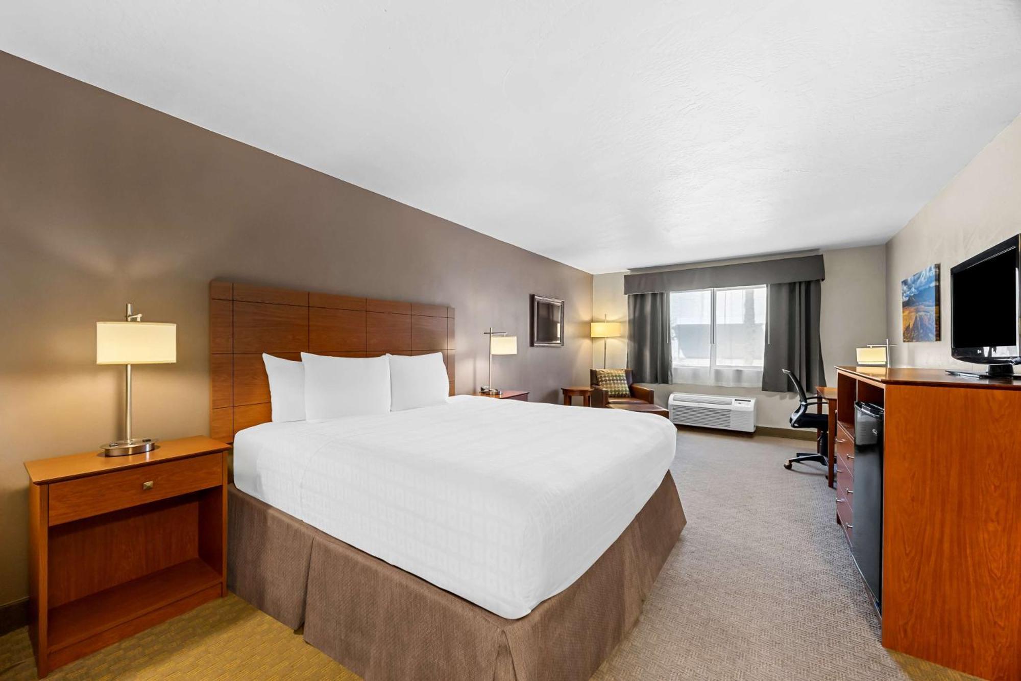 Best Western Inn At The Rogue Rogue River Exterior photo